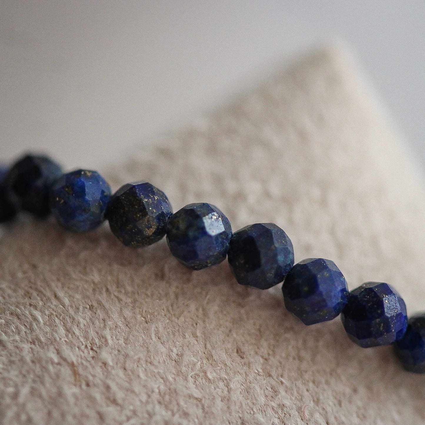 Erika Choker, Lapislazuli