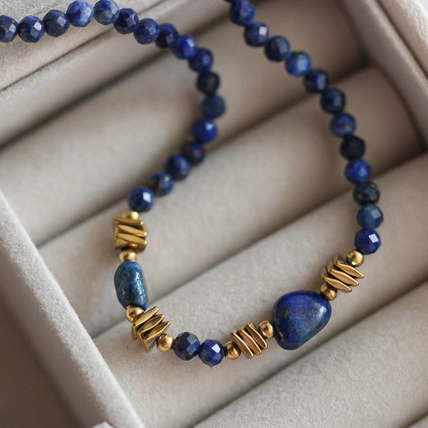 Erika Choker, Lapislazuli