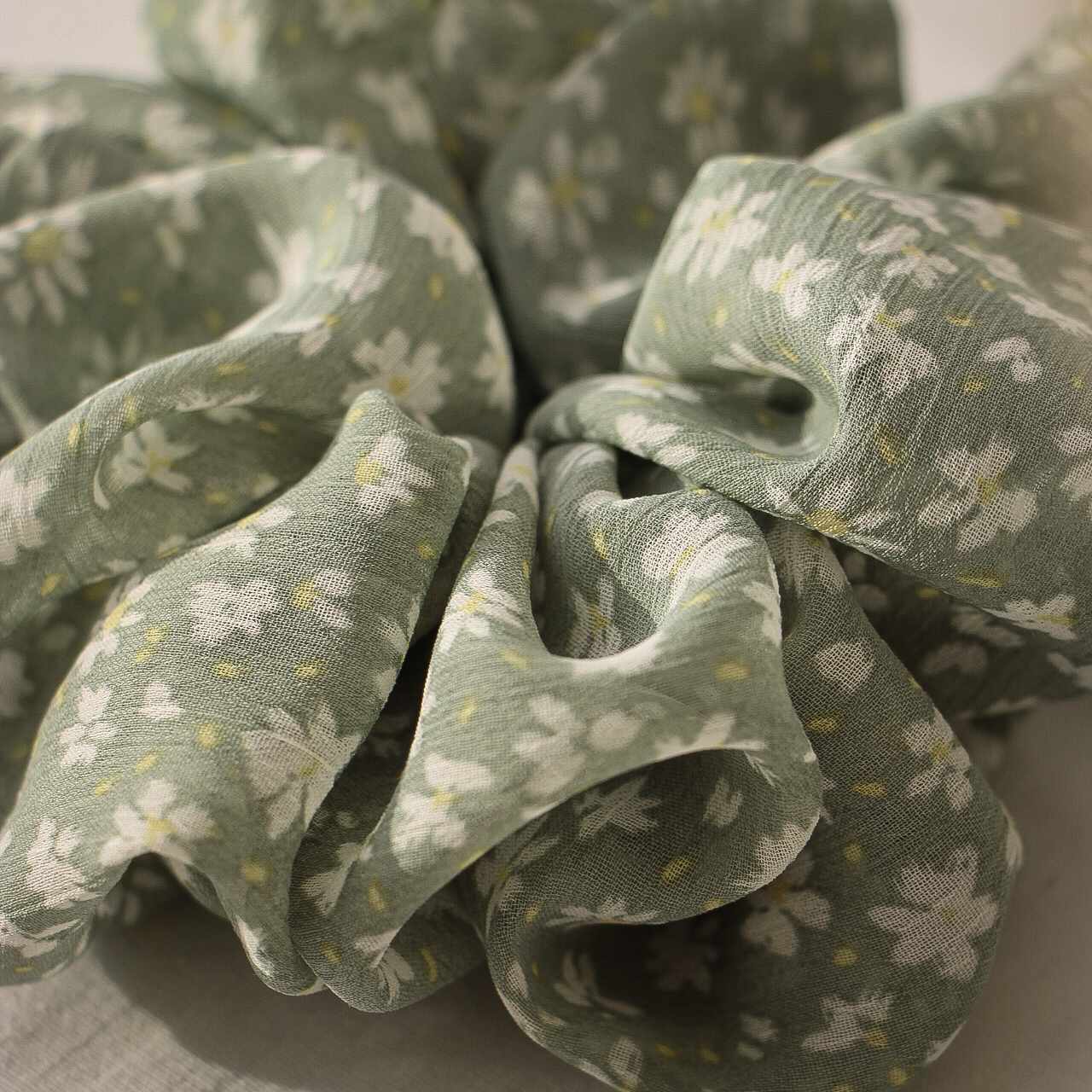 Paloma Scrunchie, Chiffon