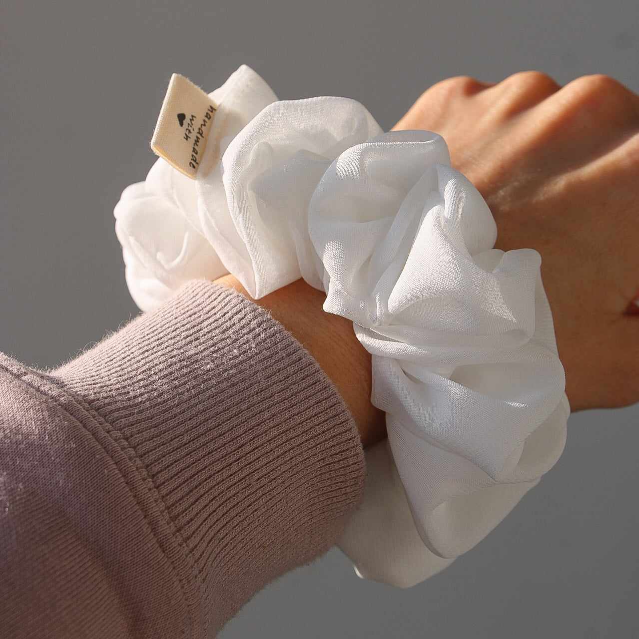 Silvana Scrunchie, Chiffon